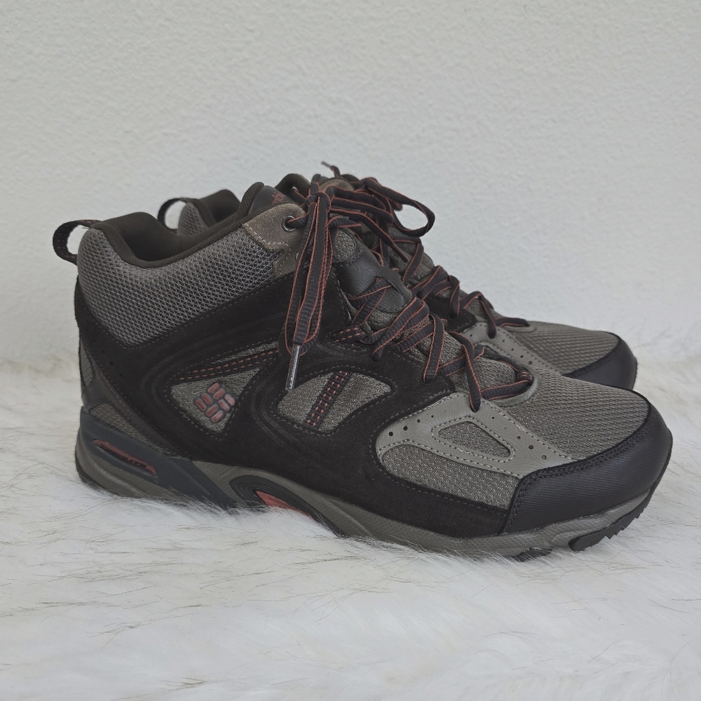 Columbia Wallawalla 2 Mid Omni-Tech Leather Lace Up Hiking Boot